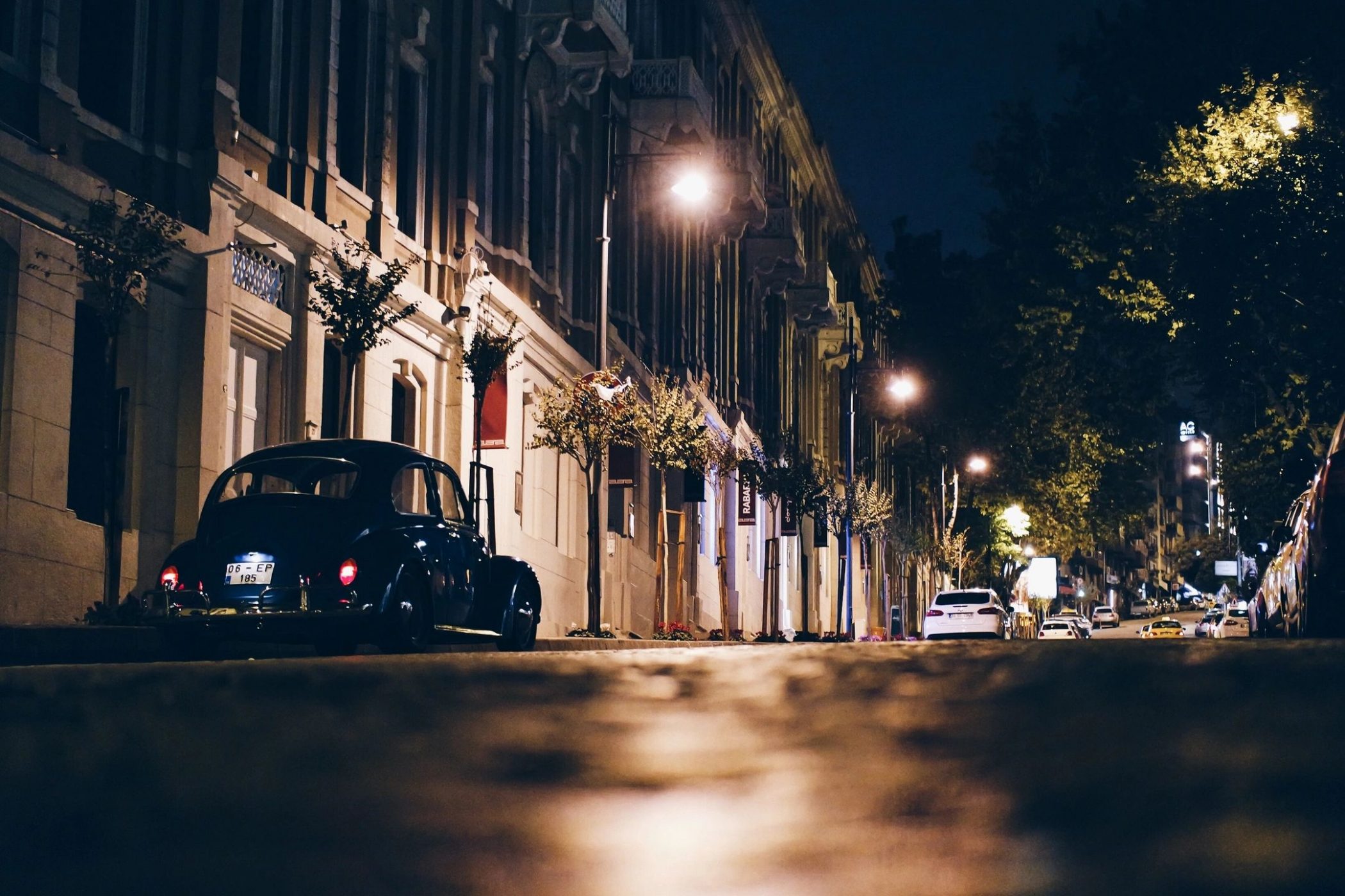 Nighttime image of street and car like that in post by DC widow blog writer Marjorie Brimley